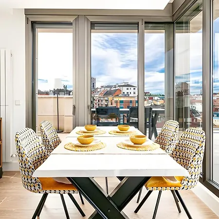 Atico Centrico Bulevar De La Sidra Apartamento